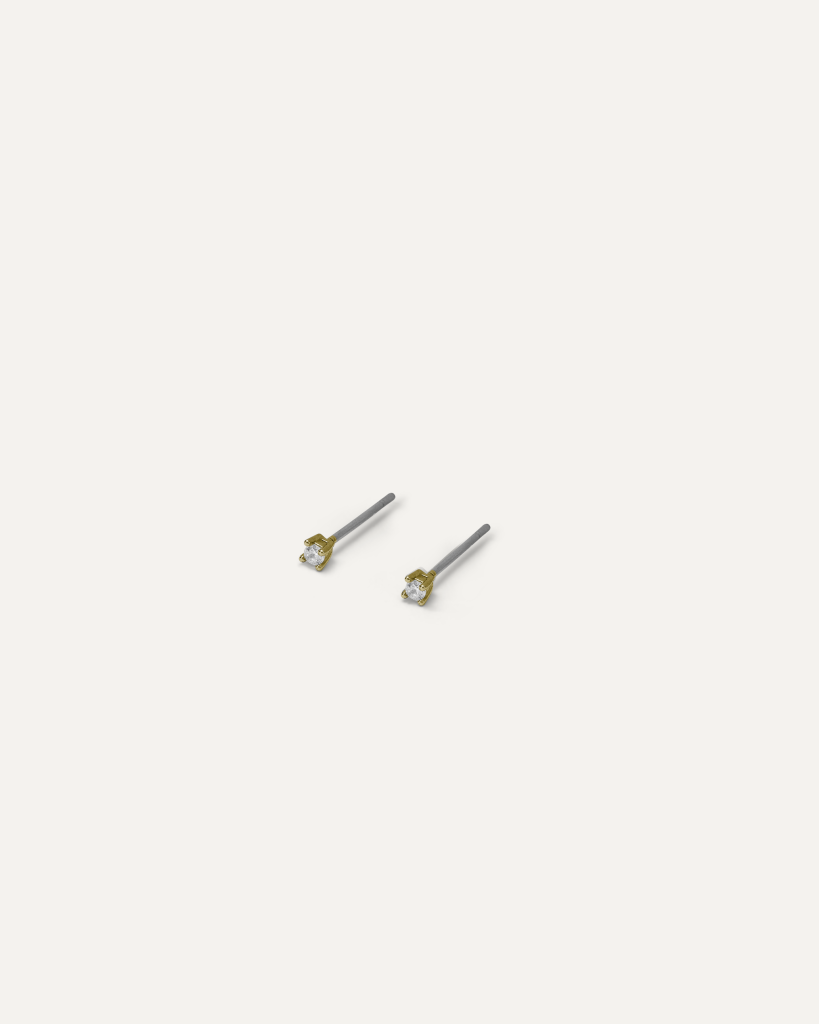 Solitaire Stud Earrings Sara Gold