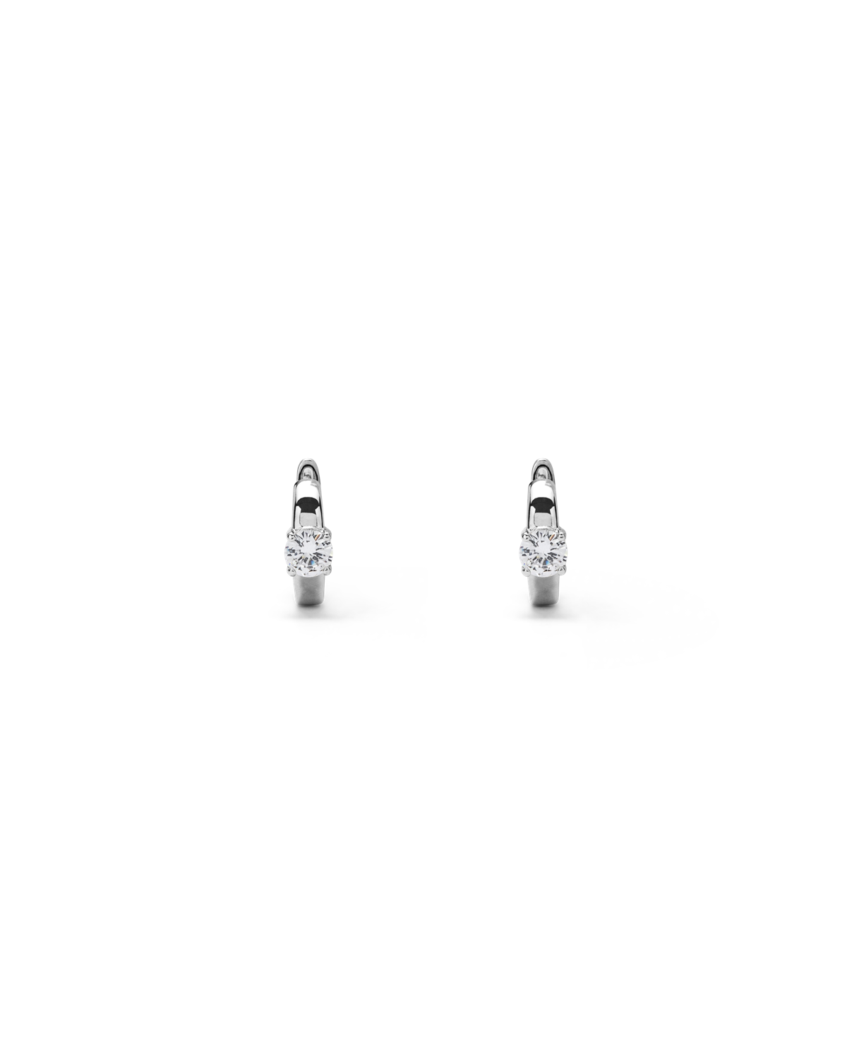 Orecchini a cerchio con diamante solitario